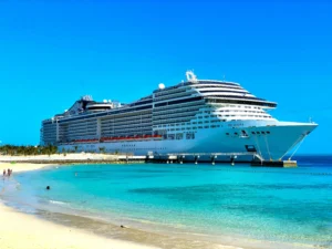 cruise-ship