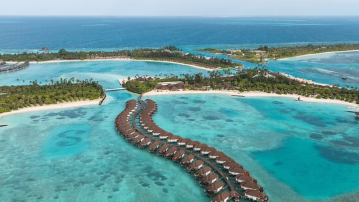 luxury-watervilla-resort