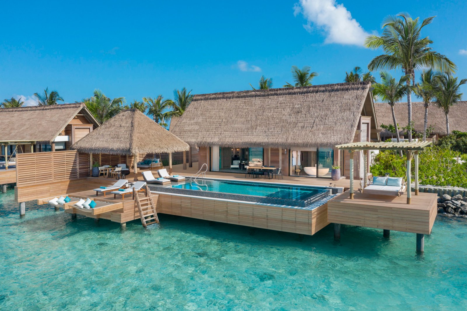 king-reef-exterior